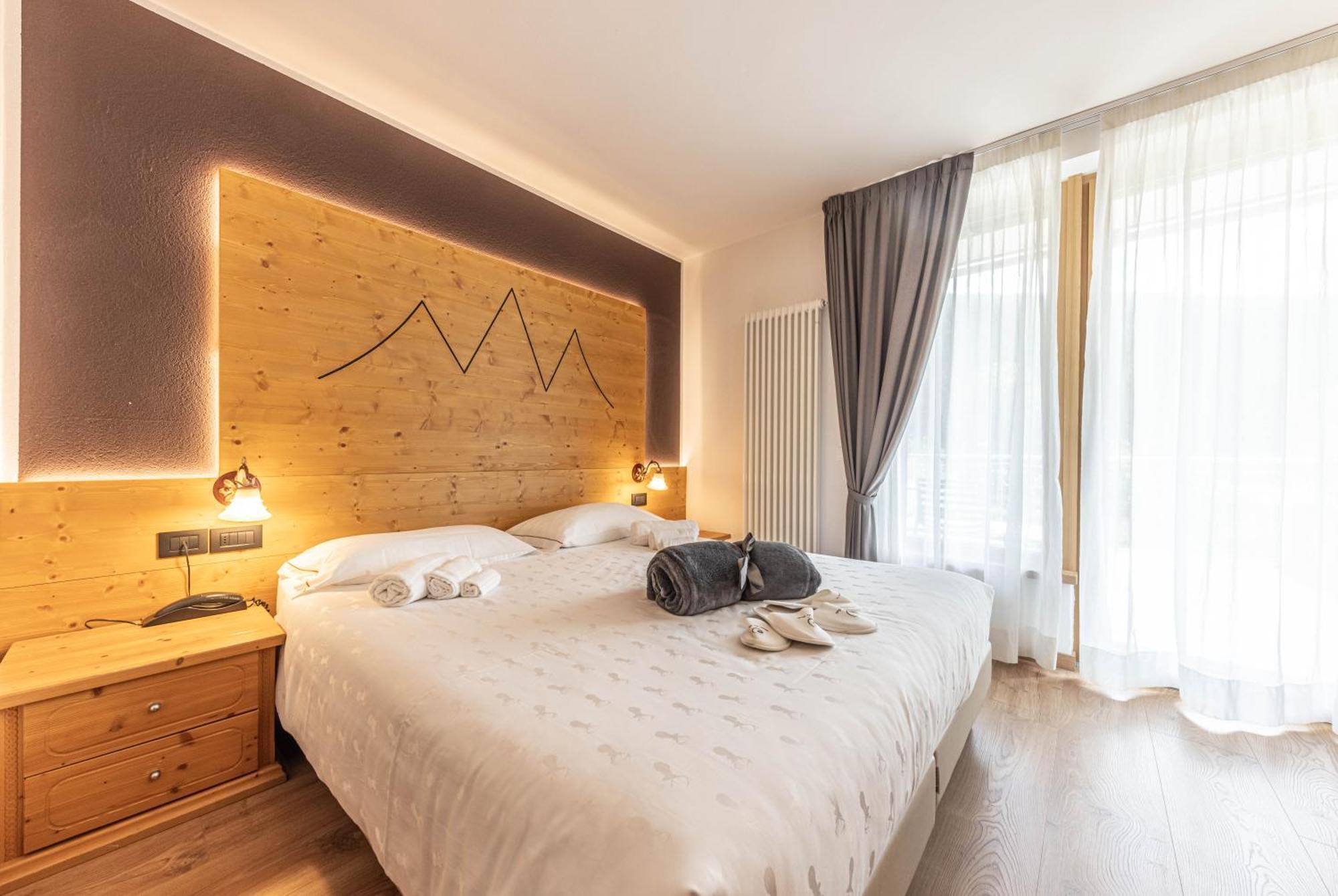 Hotel La Perla Андало Экстерьер фото