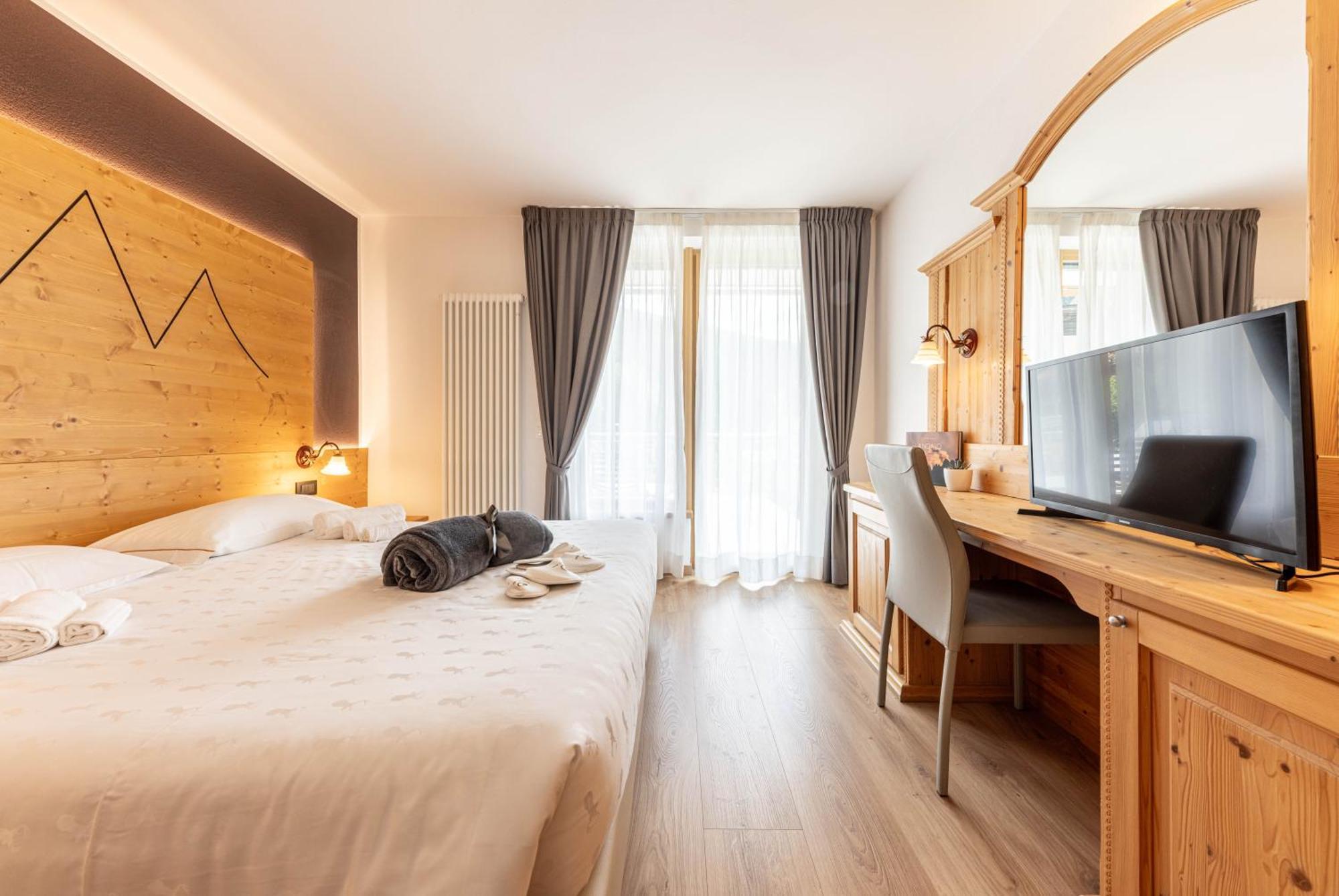 Hotel La Perla Андало Экстерьер фото