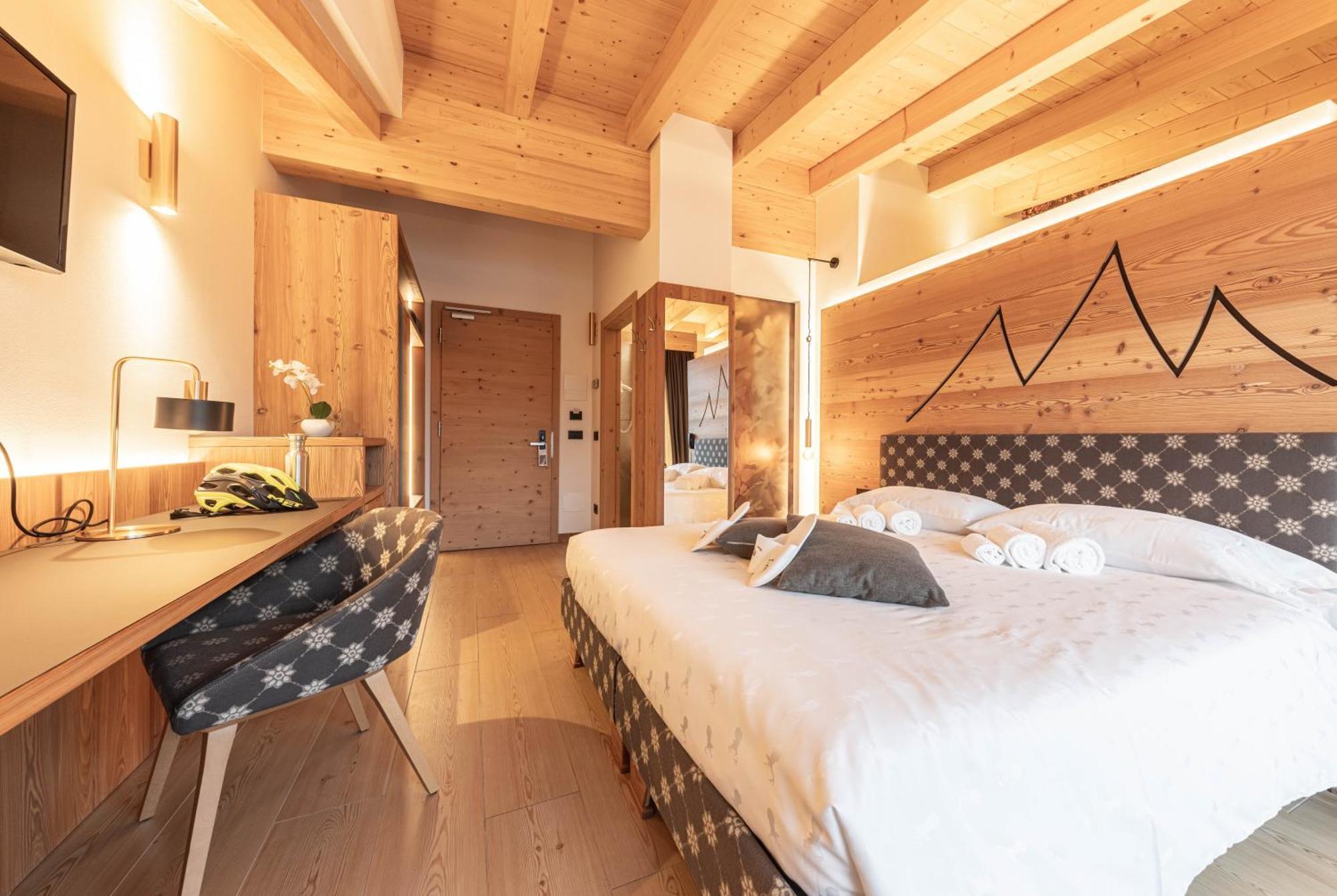 Hotel La Perla Андало Экстерьер фото